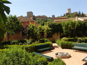 Oasis Real State. Houses in Granada, Spain