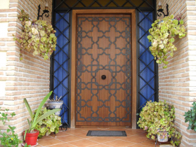 Oasis Real State. Houses in Granada, Spain