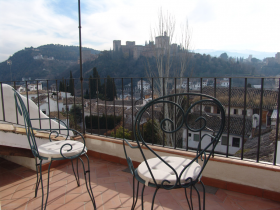 Oasis Real State. Houses in Granada, Spain