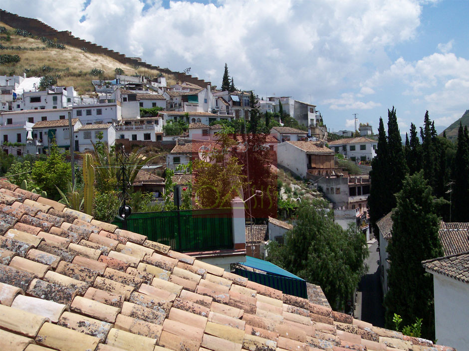 Vistas al barrio Albaicín desde casa en Granada.