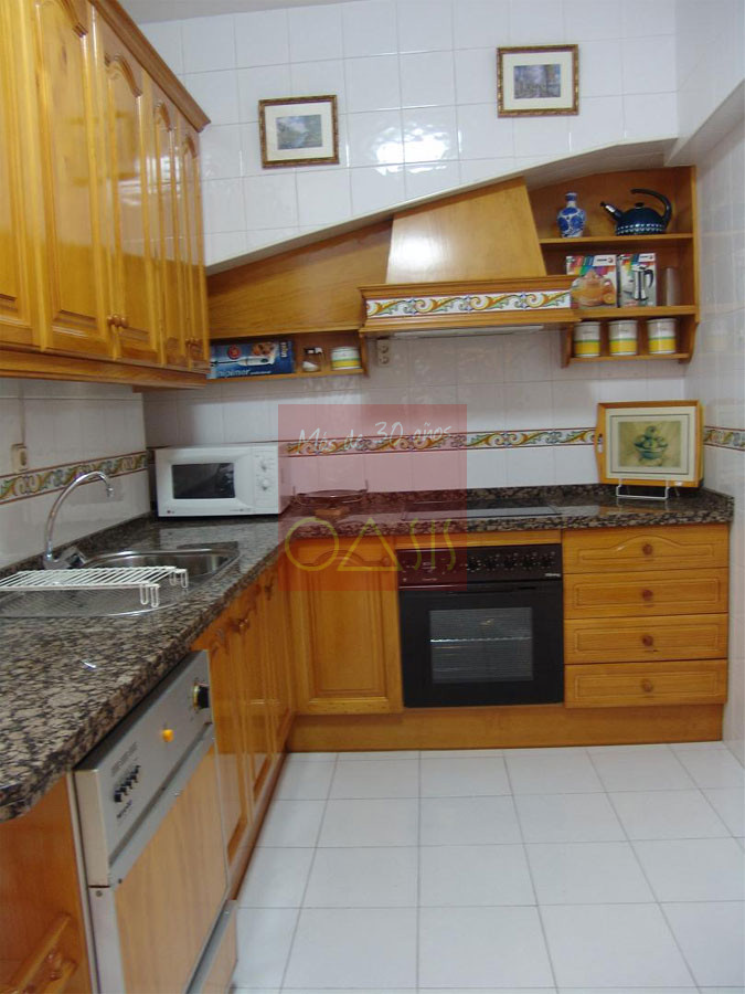Imagen cocina en piso en Albacín Bajo